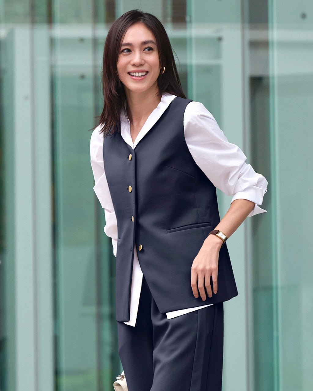 【ドゥクラッセ/DoCLASSE】のスポンジWクロス・コンパクトジレ 人気、トレンドファッション・服の通販 founy(ファニー) 　ファッション　Fashion　レディースファッション　Fashion for Women　アウター　Coat / Outerwear Collection　レディースジャケット・軽アウター　Jackets　おすすめ　Recommended / Our Picks　なめらか　Smooth, Silky Texture　オケージョン　Occasion Wear　コンパクト　Compact, Small Size　ジャケット　Jacket, Outerwear　ストレッチ　Stretch, Stretchy Fabric　セットアップ　Set-Up, Coordinated Outfit　人気　Popular, Best Seller　ビジネス 仕事 通勤　Business / Work / Commuting　 other-1|ID: prp329100004919973 ipo3291000000036911603