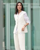 【ドゥクラッセ/DoCLASSE】のスポンジWクロス・コンパクトジレ 人気、トレンドファッション・服の通販 founy(ファニー) ファッション Fashion レディースファッション Fashion for Women アウター Coat / Outerwear Collection レディースジャケット・軽アウター Jackets おすすめ Recommended / Our Picks なめらか Smooth, Silky Texture オケージョン Occasion Wear コンパクト Compact, Small Size ジャケット Jacket, Outerwear ストレッチ Stretch, Stretchy Fabric セットアップ Set-Up, Coordinated Outfit 人気 Popular, Best Seller ビジネス 仕事 通勤 Business / Work / Commuting thumbnail オフホワイト|ID: prp329100004919973 ipo3291000000036911605