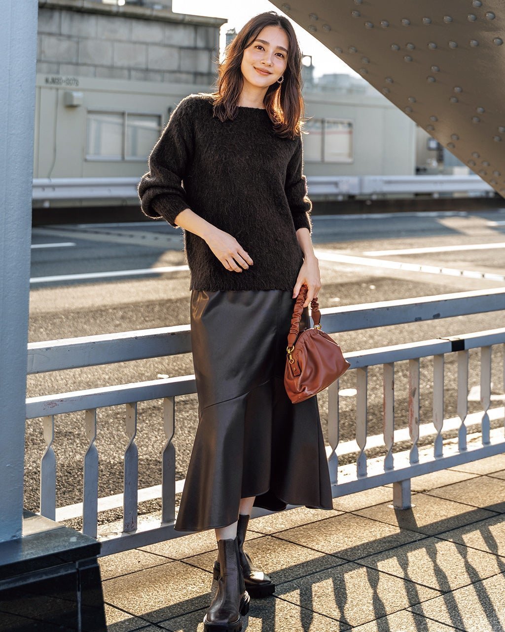 【ドゥクラッセ/DoCLASSE】のフェイクレザー・マーメイドスカート インテリア・キッズ・メンズ・レディースファッション・服の通販 founy(ファニー) 　ファッション　Fashion　レディースファッション　Fashion for Women　スカート　Skirts　なめらか　Smooth, Silky Texture　アシンメトリー　Asymmetrical Style　フロント　Front, Front Design　マーメイド　Mermaid, Fishtail Silhouette　リアル　Real, Realistic　ロング　Long, Long-Length　エレガント 上品　Elegant　ブラウン|ID: prp329100004919989 ipo3291000000036911695