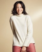 【ドゥクラッセ/DoCLASSE】のピュアカシミヤ・切替ハイネック ピュアホワイト|ID: prp329100004920012 ipo3291000000037093645