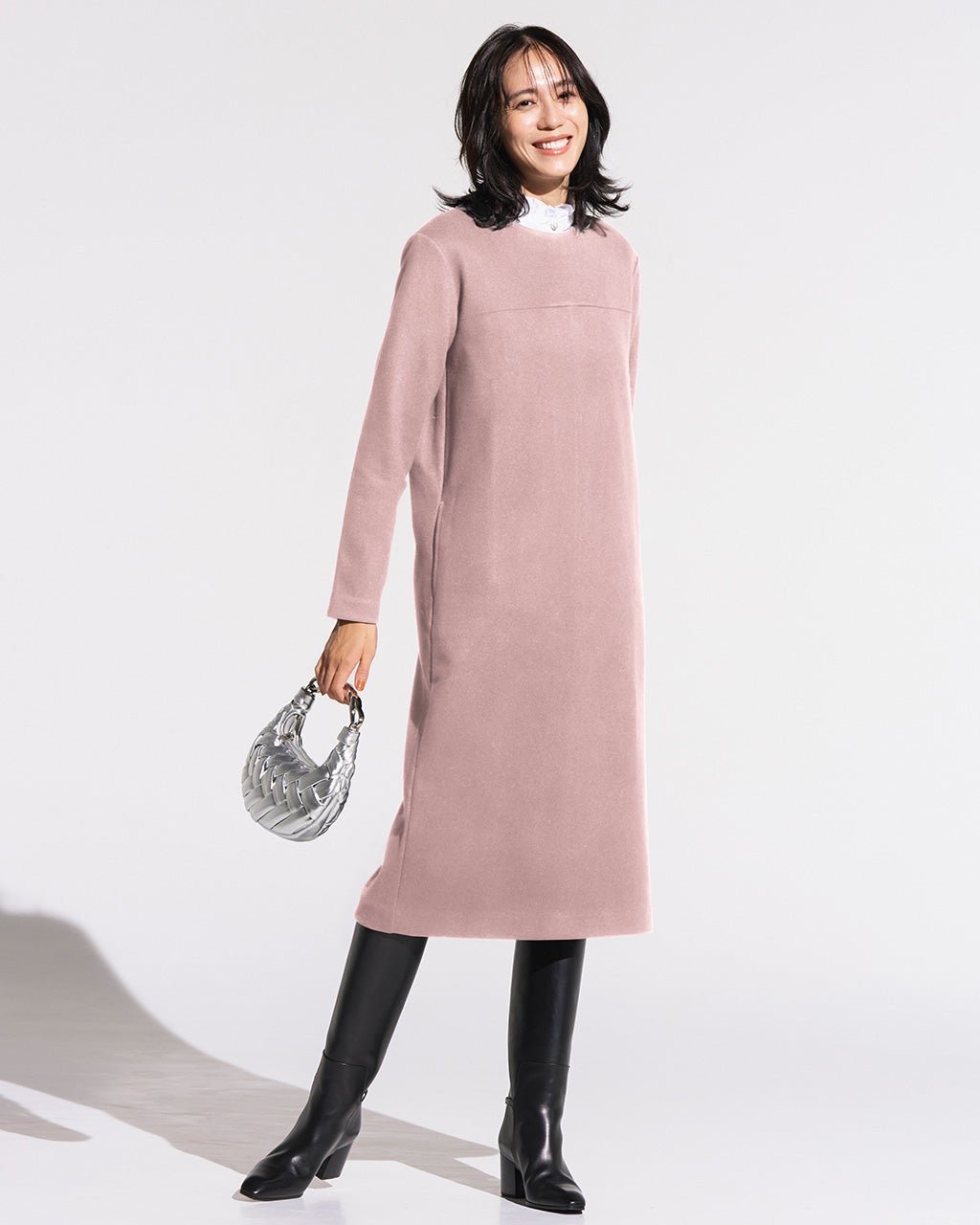 【ドゥクラッセ/DoCLASSE】のファインジャカード・サックワンピース インテリア・キッズ・メンズ・レディースファッション・服の通販 founy(ファニー) 　ファッション　Fashion　レディースファッション　Fashion for Women　ワンピース　Dresses　アクセサリー　Fashion Accessories　シンプル　Simple, Minimal　ストレッチ　Stretch, Stretchy Fabric　スリット　Slit, Slit Detail　ツイード　Twill, Twill Weave　人気　Popular, Best Seller　再入荷　Restock / Back in Stock　ピンク|ID: prp329100004920025 ipo3291000000036911902