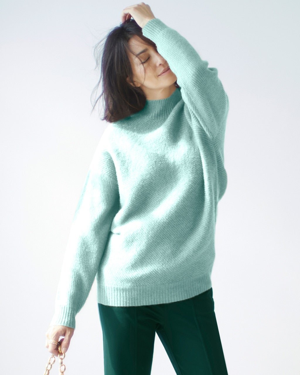 【ドゥクラッセ/DoCLASSE】のフラッフィーニット・バイアスハイネック インテリア・キッズ・メンズ・レディースファッション・服の通販 founy(ファニー) 　ファッション　Fashion　レディースファッション　Fashion for Women　トップス・カットソー　Cut & Sew Tops　ニット　Knit Tops & Sweaters　エアリー　Airy Texture　エレガント 上品　Elegant　セーター　Sweater, Knitwear　ハイネック　High Neck, Mock Neck　バイアス　Bias, Diagonal Cut　ペールブルー|ID: prp329100004920042 ipo3291000000036911981