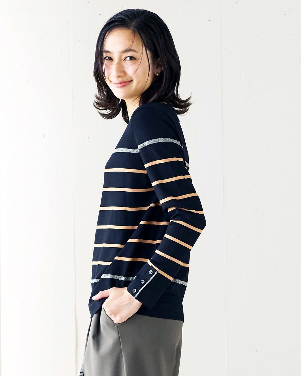 【ドゥクラッセ/DoCLASSE】のドライタッチニット・ボートネック インテリア・キッズ・メンズ・レディースファッション・服の通販 founy(ファニー) 　ファッション　Fashion　レディースファッション　Fashion for Women　トップス・カットソー　Cut & Sew Tops　ニット　Knit Tops & Sweaters　インナー　Innerwear　カフス　Cuff Design　ジャケット　Jacket, Outerwear　スマート　Smart, Elegant　セーター　Sweater, Knitwear　デニム　Denim, Jeans Material　ボーダー　Border, Stripe　ロング　Long, Long-Length　エレガント 上品　Elegant　ブラックパターン|ID: prp329100004920078 ipo3291000000036912173