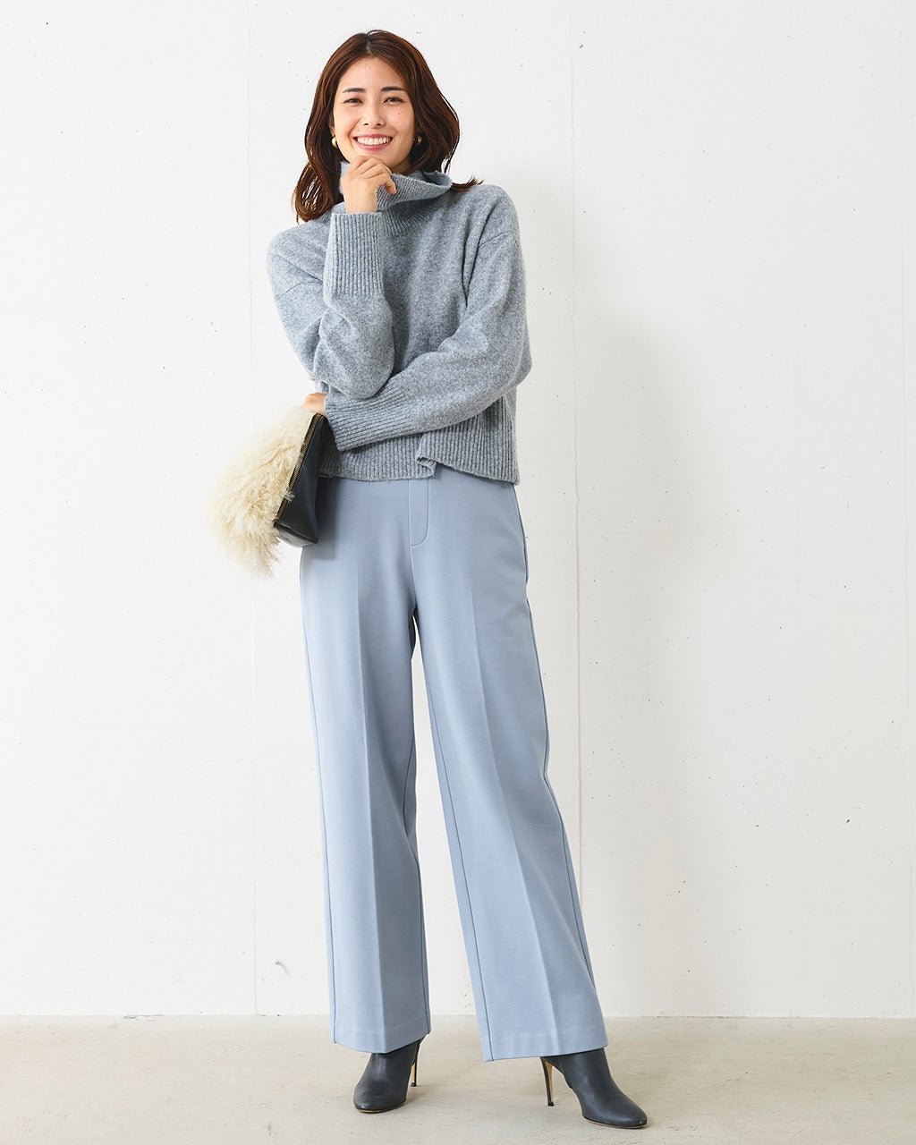 【ドゥクラッセ/DoCLASSE】のプレミアサーモN・センターラインストレート インテリア・キッズ・メンズ・レディースファッション・服の通販 founy(ファニー) 　ファッション　Fashion　レディースファッション　Fashion for Women　パンツ　Pants & Trousers　秋　Autumn　ストレッチ　Stretch, Stretchy Fabric　ストレート　Straight, Straight Cut　センター　Center, Center Line　タイツ　Tights, Legwear　人気　Popular, Best Seller　おすすめ　Recommended / Our Picks　エレガント 上品　Elegant　ビジネス 仕事 通勤　Business / Work / Commuting　ダスティーブルー|ID: prp329100004920079 ipo3291000000037023445