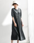 【ドゥクラッセ/DoCLASSE】のUVスラブ・タックデザインワンピース カーキグレー|ID: prp329100004920122 ipo3291000000037234967