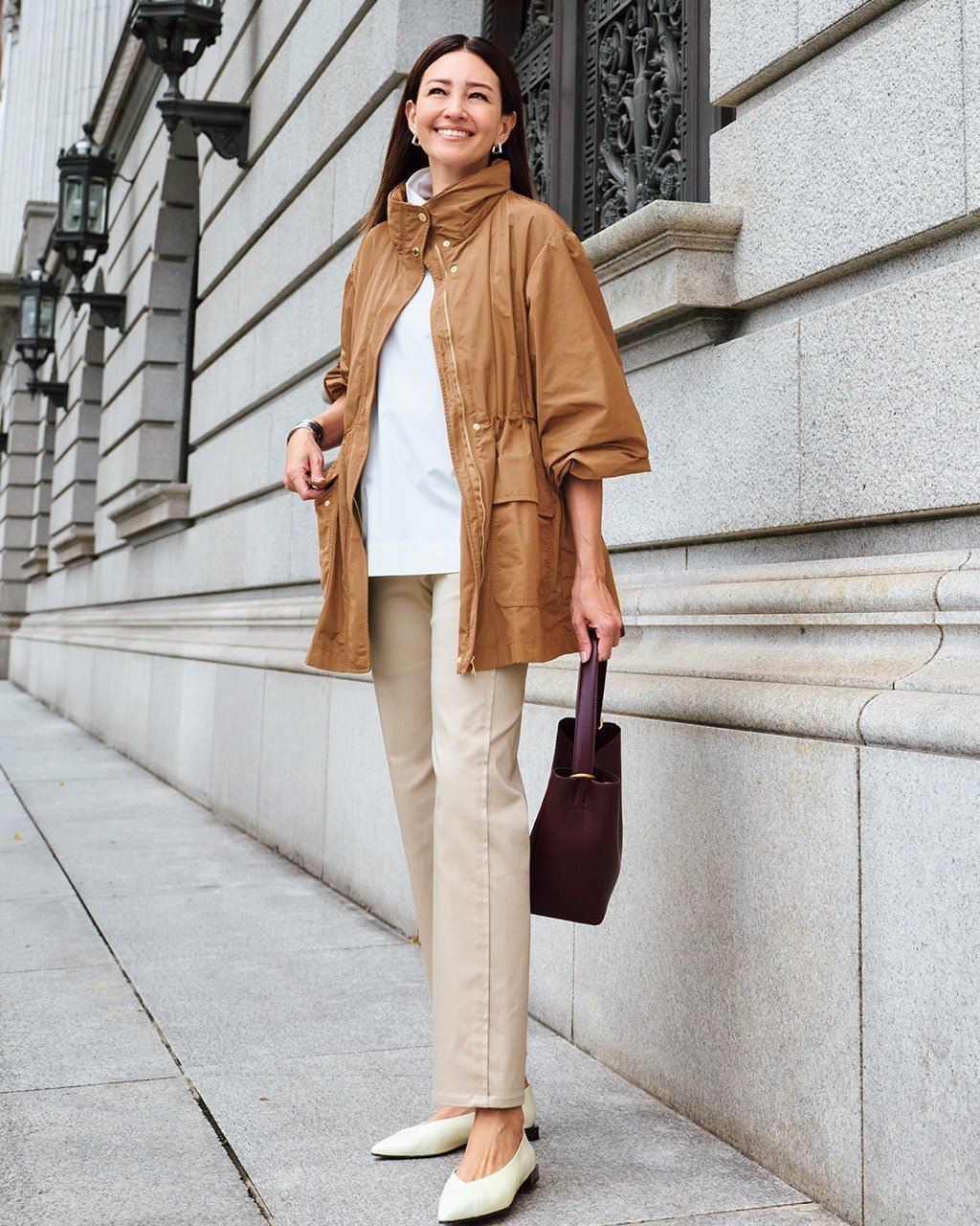 【ドゥクラッセ/DoCLASSE】のシルキータフタ・マウンテンジャケット インテリア・キッズ・メンズ・レディースファッション・服の通販 founy(ファニー) 　ファッション　Fashion　レディースファッション　Fashion for Women　アウター　Coat / Outerwear Collection　レディースジャケット・軽アウター　Jackets　シルク　Silk, 100% Silk　ジャケット　Jacket, Outerwear　スタンド　Stand Collar, Upright Stand　スポーティ　Sporty, Casual Athletic　スリーブ　Sleeve, Long Sleeve / Short Sleeve　タフタ　Taffeta, Structured Fabric　フェイス　Face, Facial Design　フェミニン　Feminine, Girly　人気　Popular, Best Seller　ベージュ|ID: prp329100004920154 ipo3291000000036912573