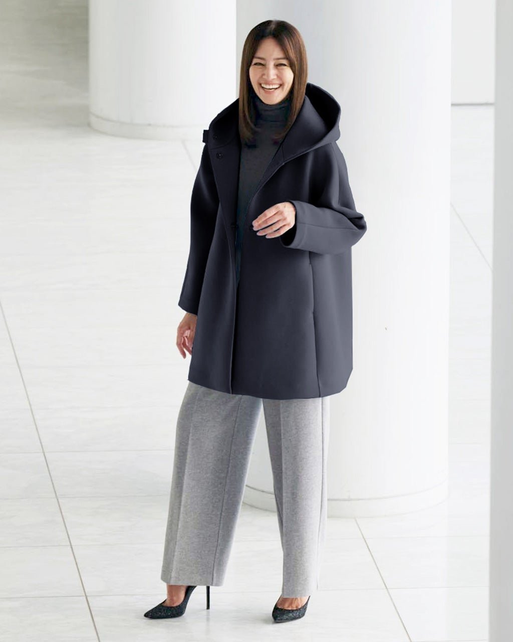 【ドゥクラッセ/DoCLASSE】のライトフォルム・立体フードコート インテリア・キッズ・メンズ・レディースファッション・服の通販 founy(ファニー) 　ファッション　Fashion　レディースファッション　Fashion for Women　アウター　Coat / Outerwear Collection　コート・ロングコート・ピーコート　Long Coats, Peacoats & More　コンパクト　Compact, Small Size　フォルム　Silhouette, Form　人気　Popular, Best Seller　ミッドナイトブルー|ID: prp329100004920159 ipo3291000000036912597