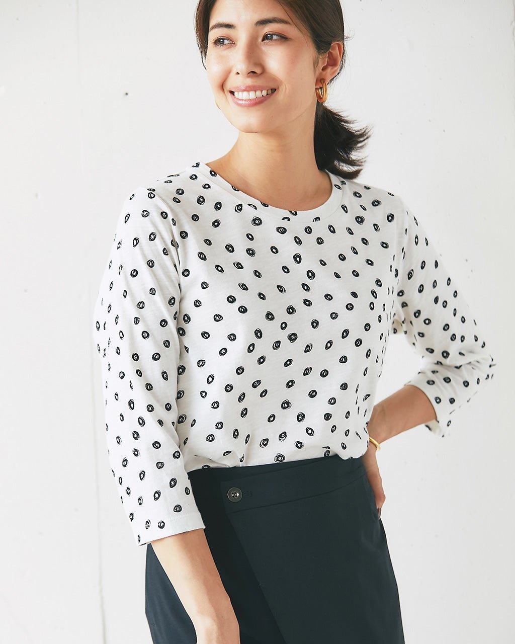 【ドゥクラッセ/DoCLASSE】の綿スラブ・クルーネックT/7分袖 インテリア・キッズ・メンズ・レディースファッション・服の通販 founy(ファニー) 　ファッション　Fashion　レディースファッション　Fashion for Women　トップス・カットソー　Cut & Sew Tops　シャツ・ブラウス・オフィスカジュアル　Elegant Blouses & Button-Ups　ロングTシャツ・Tシャツ　Longline T-Shirts & Tees　カットソー・ベーシックTシャツ　Cut-and-Sewn Tops / Stretch Tees & Basics　カットソー　Cut and Sewn Top　プリント　Print, Printed Pattern　ミラノ　Milano Style, Italian-Inspired　人気　Popular, Best Seller　ドット|ID: prp329100004920163 ipo3291000000036912624