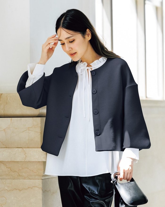 【ドゥクラッセ/DoCLASSE】のライトフォルム・ノーカラージャケット インテリア・キッズ・メンズ・レディースファッション・服の通販 founy(ファニー) https://founy.com/ ファッション Fashion レディースファッション Fashion for Women アウター Coat / Outerwear Collection レディースジャケット・軽アウター Jackets ノーカラージャケット / シンプル上品コーデ Collarless Jackets カットソー Cut and Sewn Top ショート Short, Short Length ジャケット Jacket, Outerwear バルーン Balloon, Balloon Silhouette フェミニン Feminine, Girly エレガント 上品 Elegant 人気 Popular, Best Seller |ID: prp329100004920175 ipo3291000000037101658