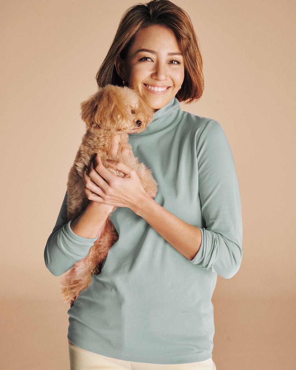 【ドゥクラッセ/DoCLASSE】の超長綿タートルネック/無地 インテリア・キッズ・メンズ・レディースファッション・服の通販 founy(ファニー) 　ファッション　Fashion　レディースファッション　Fashion for Women　トップス・カットソー　Cut & Sew Tops　シャツ・ブラウス・オフィスカジュアル　Elegant Blouses & Button-Ups　ロングTシャツ・Tシャツ　Longline T-Shirts & Tees　カットソー・ベーシックTシャツ　Cut-and-Sewn Tops / Stretch Tees & Basics　タートルネック・ハイネックトップス　Turtlenecks & High-Neck Tops　なめらか　Smooth, Silky Texture　カットソー　Cut and Sewn Top　タートルネック　Turtleneck, High Neck　チェック　Check, Plaid, Tartan　人気　Popular, Best Seller　定番　Standard, Basic Item　無地　Plain, Solid Color　ダスティーブルー|ID: prp329100004920188 ipo3291000000036912792