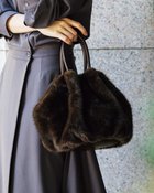 【ドゥクラッセ/DoCLASSE】のミンクタッチファー・ギャザーバッグ 人気、トレンドファッション・服の通販 founy(ファニー) ファッション Fashion レディースファッション Fashion for Women バッグ Bags なめらか Smooth, Silky Texture ギャザー Gathered, Ruffled コンパクト Compact, Small Size ショルダー Shoulder, Shoulder Strap スクエア Square, Square Shape フェミニン Feminine, Girly フォルム Silhouette, Form ポケット Pocket, Pocket Detail ラップ Wrap, Wrap Design ビジネス 仕事 通勤 Business / Work / Commuting thumbnail ダークブラウン|ID: prp329100004920208 ipo3291000000036912922