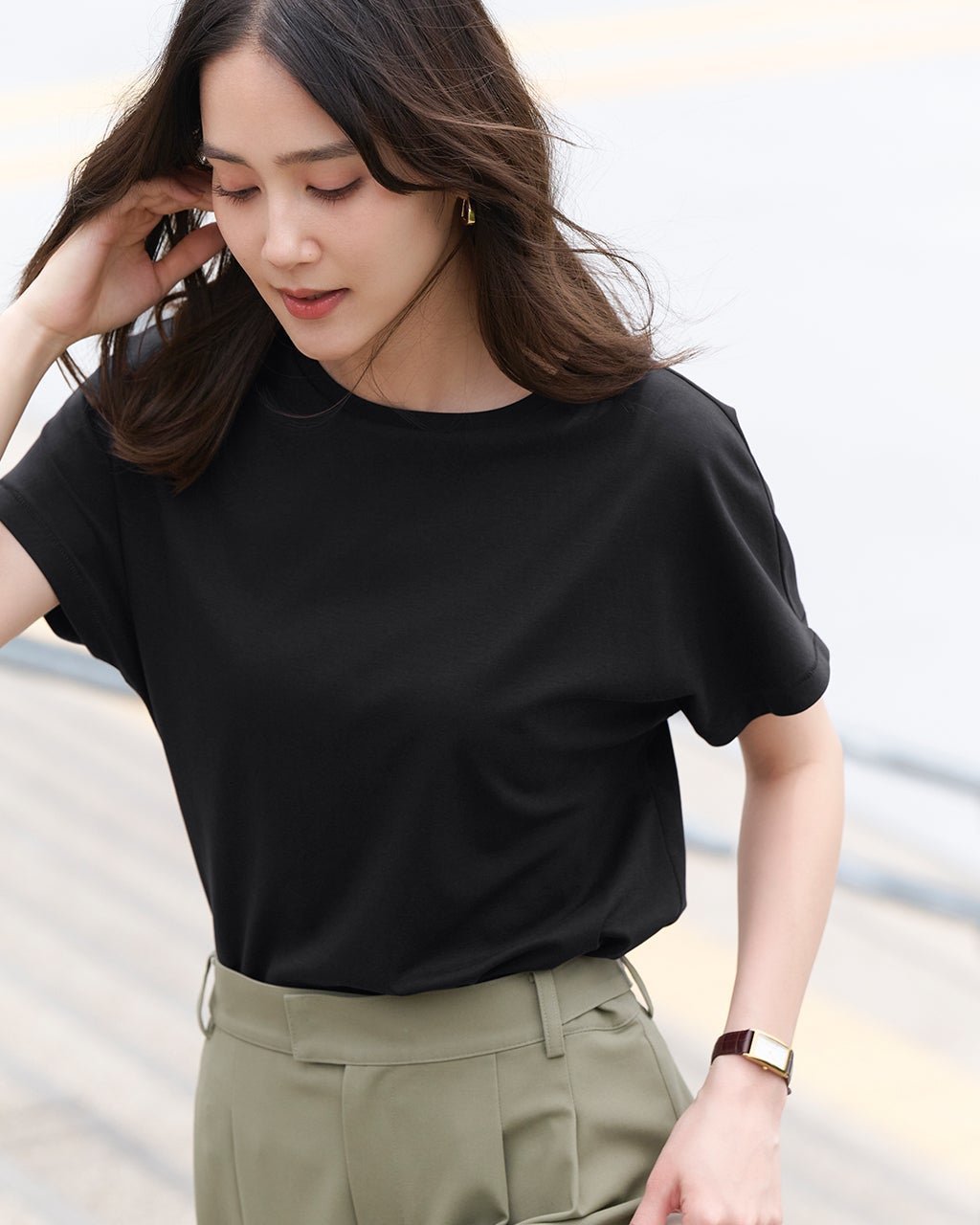 【ドゥクラッセ/DoCLASSE】のスーピマT・フレンチスリーブ インテリア・キッズ・メンズ・レディースファッション・服の通販 founy(ファニー) 　ファッション　Fashion　レディースファッション　Fashion for Women　トップス・カットソー　Cut & Sew Tops　シャツ・ブラウス・オフィスカジュアル　Elegant Blouses & Button-Ups　ロングTシャツ・Tシャツ　Longline T-Shirts & Tees　カットソー・ベーシックTシャツ　Cut-and-Sewn Tops / Stretch Tees & Basics　カットソー　Cut and Sewn Top　シルク　Silk, 100% Silk　シンプル　Simple, Minimal　スリーブ　Sleeve, Long Sleeve / Short Sleeve　スーピマ　Supima, Premium Cotton　フォルム　Silhouette, Form　フレンチ　French, French Style　プレミアム　Premium, High-End　ブラック|ID: prp329100004920276 ipo3291000000036913360