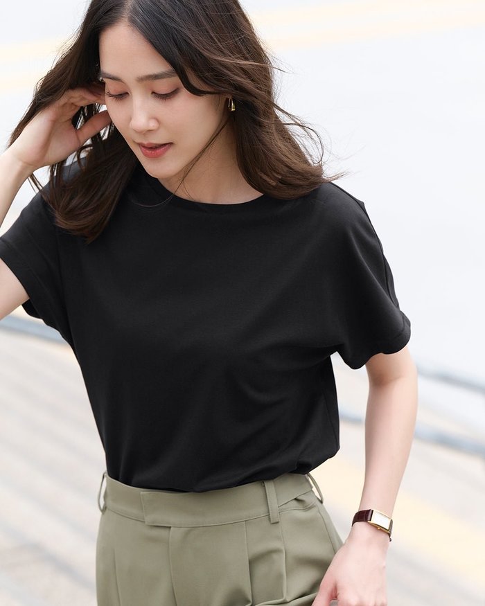 【ドゥクラッセ/DoCLASSE】のスーピマT・フレンチスリーブ インテリア・キッズ・メンズ・レディースファッション・服の通販 founy(ファニー) https://founy.com/ ファッション Fashion レディースファッション Fashion for Women トップス・カットソー Cut & Sew Tops シャツ・ブラウス・オフィスカジュアル Elegant Blouses & Button-Ups ロングTシャツ・Tシャツ Longline T-Shirts & Tees カットソー・ベーシックTシャツ Cut-and-Sewn Tops / Stretch Tees & Basics カットソー Cut and Sewn Top シルク Silk, 100% Silk シンプル Simple, Minimal スリーブ Sleeve, Long Sleeve / Short Sleeve スーピマ Supima, Premium Cotton フォルム Silhouette, Form フレンチ French, French Style プレミアム Premium, High-End |ID: prp329100004920276 ipo3291000000037101682