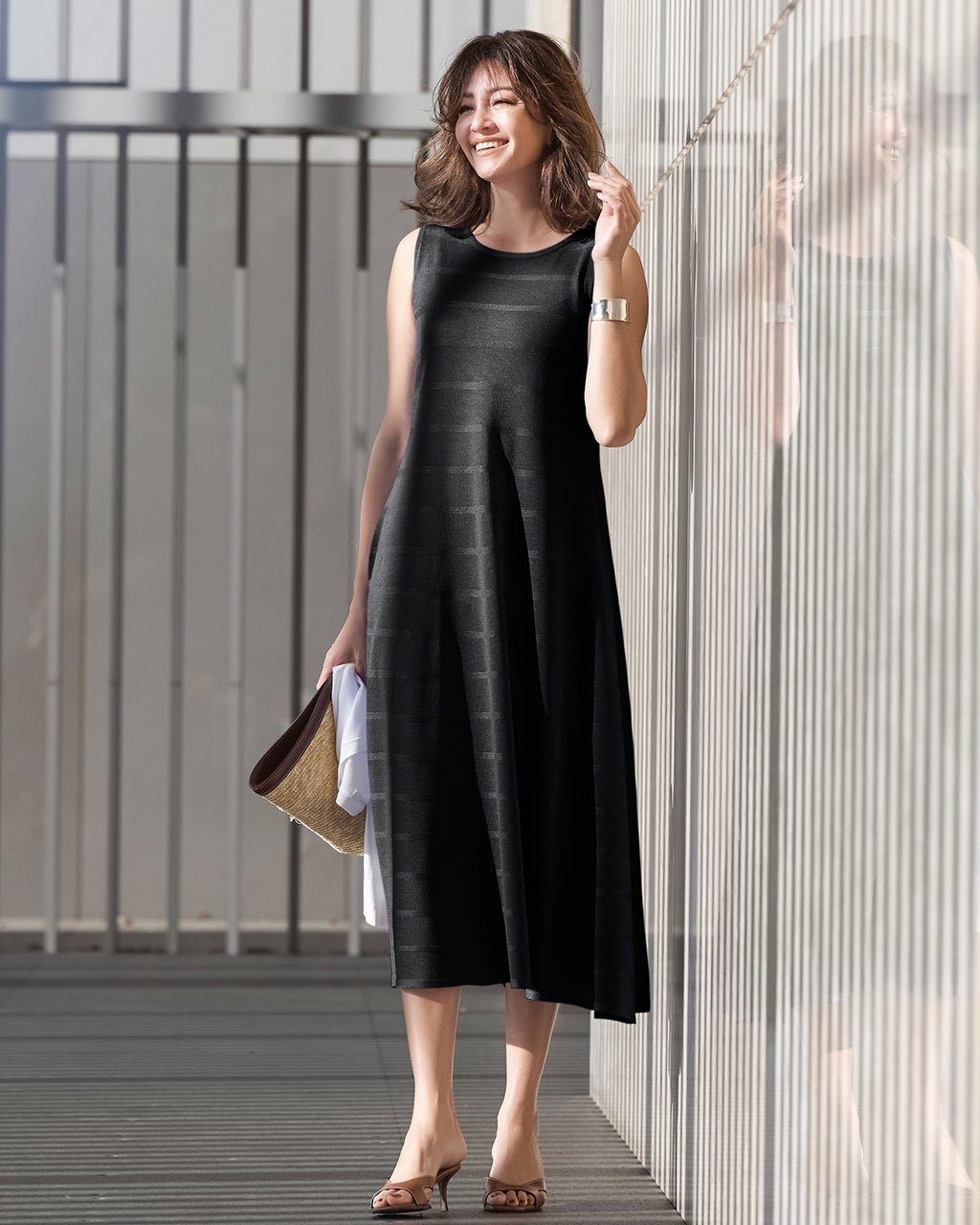 【ドゥクラッセ/DoCLASSE】のガーター編み・シアーニットワンピース インテリア・キッズ・メンズ・レディースファッション・服の通販 founy(ファニー) 　ファッション　Fashion　レディースファッション　Fashion for Women　ワンピース　Dresses　ニットワンピース　Knit Dresses　サマー　Summer, Summer Style　ボーダー　Border, Stripe　ブラック|ID: prp329100004920292 ipo3291000000036913478