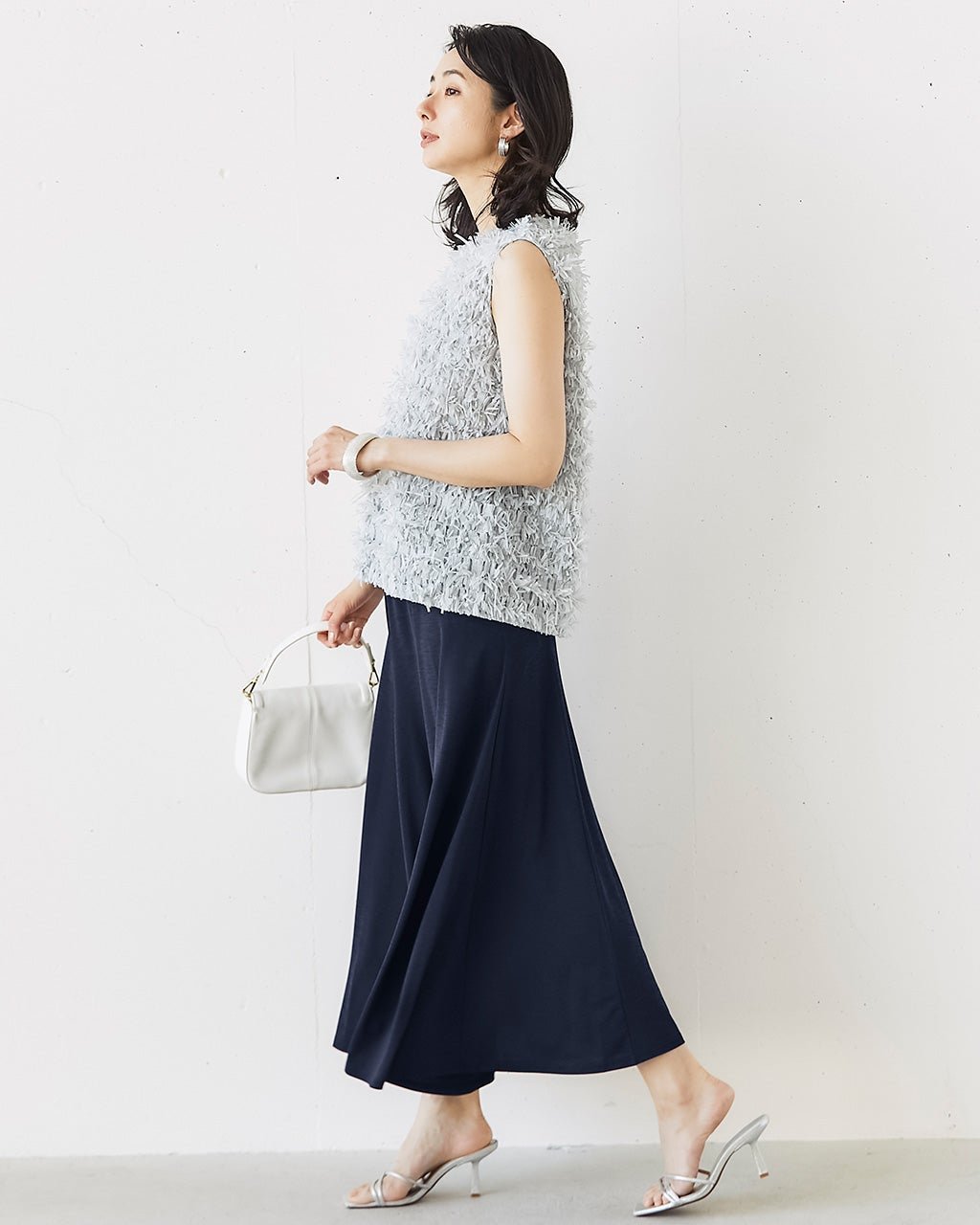 【ドゥクラッセ/DoCLASSE】のUVスラブ・フレアロングスカート インテリア・キッズ・メンズ・レディースファッション・服の通販 founy(ファニー) 　ファッション　Fashion　レディースファッション　Fashion for Women　スカート　Skirts　ロングスカート　Long Skirts / Maxi & Midi Skirts　カットソー　Cut and Sewn Top　フレア　Flare, Flared　プリント　Print, Printed Pattern　エレガント 上品　Elegant　人気　Popular, Best Seller　夏　Summer　旅行　Travel　ネイビー|ID: prp329100004920296 ipo3291000000036913510