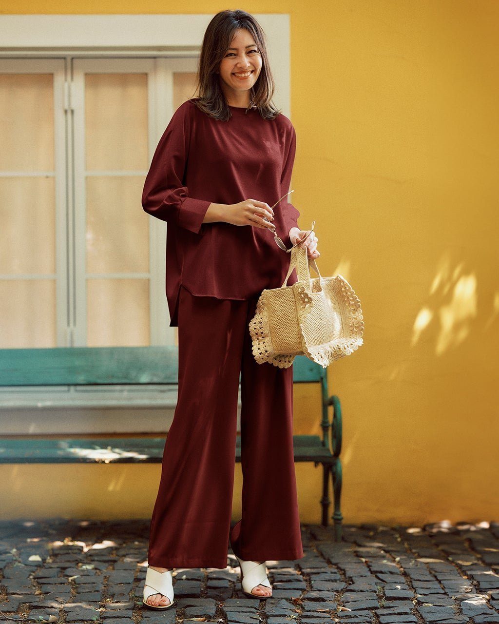 【ドゥクラッセ/DoCLASSE】のジョーゼット・セミワイドパンツ インテリア・キッズ・メンズ・レディースファッション・服の通販 founy(ファニー) 　ファッション　Fashion　レディースファッション　Fashion for Women　セットアップ　Matching Sets　レディースパンツ・ボトムス　Pants & Trousers / Bottoms　おすすめ　Recommended / Our Picks　なめらか　Smooth, Silky Texture　ジョーゼット　Georgette, Semi-Sheer Fabric　ストレート　Straight, Straight Cut　スマート　Smart, Elegant　セットアップ　Set-Up, Coordinated Outfit　フォルム　Silhouette, Form　ワイド　Wide, Wide Fit　エレガント 上品　Elegant　人気　Popular, Best Seller　ビジネス 仕事 通勤　Business / Work / Commuting　ボルドー|ID: prp329100004920300 ipo3291000000036913541