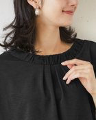 【ドゥクラッセ/DoCLASSE】のUVスラブ・ギャザーネックブラウス 人気、トレンドファッション・服の通販 founy(ファニー) ファッション Fashion レディースファッション Fashion for Women トップス・カットソー Cut & Sew Tops シャツ・ブラウス・オフィスカジュアル Elegant Blouses & Button-Ups ロングTシャツ・Tシャツ Longline T-Shirts & Tees カットソー・ベーシックTシャツ Cut-and-Sewn Tops / Stretch Tees & Basics カットソー Cut and Sewn Top ギャザー Gathered, Ruffled ドレープ Drape, Draping Fabric フレンチ French, French Style 夏 Summer 旅行 Travel thumbnail ブラック|ID: prp329100004920302 ipo3291000000036913562