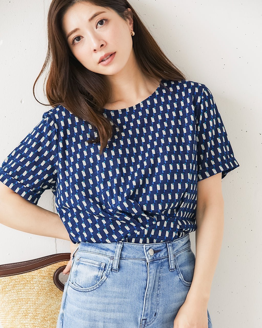 【ドゥクラッセ/DoCLASSE】の綿スラブ・アシメタックプルオーバー インテリア・キッズ・メンズ・レディースファッション・服の通販 founy(ファニー) 　ファッション　Fashion　レディースファッション　Fashion for Women　トップス・カットソー　Cut & Sew Tops　シャツ・ブラウス・オフィスカジュアル　Elegant Blouses & Button-Ups　ロングTシャツ・Tシャツ　Longline T-Shirts & Tees　カジュアルプルオーバー・ニットトップス　Pullovers & Knit Tops / Casual Pullovers　カットソー・ベーシックTシャツ　Cut-and-Sewn Tops / Stretch Tees & Basics　カットソー　Cut and Sewn Top　シンプル　Simple, Minimal　フォルム　Silhouette, Form　プリント　Print, Printed Pattern　ボトム　Bottoms, Lower Wear　人気　Popular, Best Seller　夏　Summer　ネイビー|ID: prp329100004920335 ipo3291000000036913856