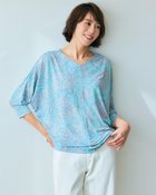 【ドゥクラッセ/DoCLASSE】のUVスラブ・Vネックドルマンプルオーバー サックス・パターン|ID: prp329100004920349 ipo3291000000037101739