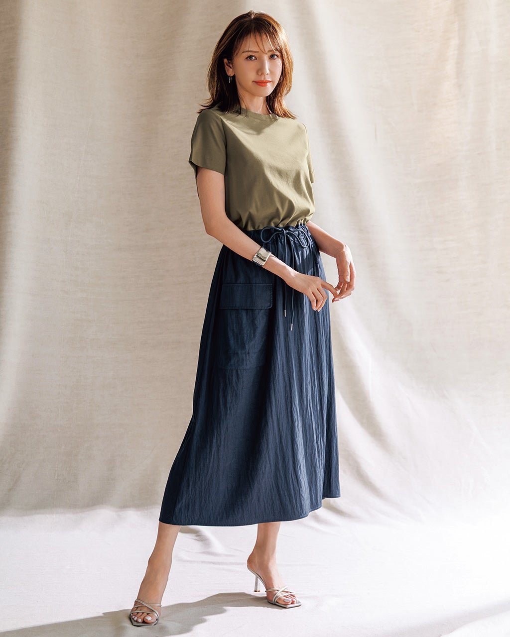 【ドゥクラッセ/DoCLASSE】の異素材コンビ・カーゴワンピース インテリア・キッズ・メンズ・レディースファッション・服の通販 founy(ファニー) 　ファッション　Fashion　レディースファッション　Fashion for Women　ワンピース　Dresses　人気　Popular, Best Seller　トープパターン|ID: prp329100004920360 ipo3291000000036913971