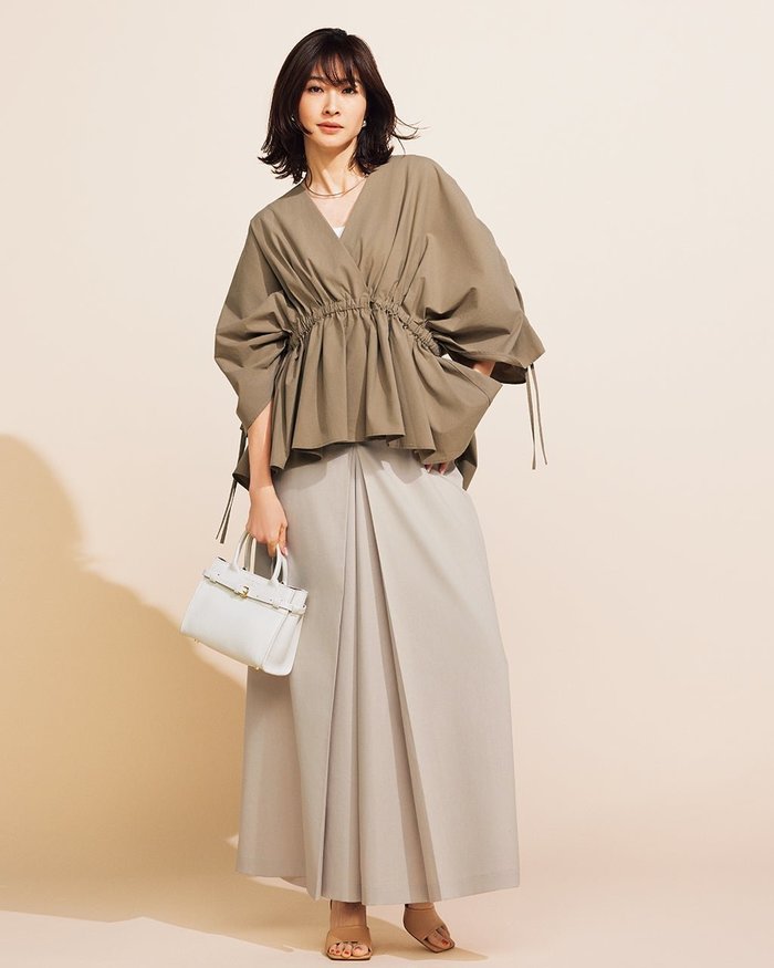 【ドゥクラッセ/DoCLASSE】のリネンストレッチ・タックバギーパンツ インテリア・キッズ・メンズ・レディースファッション・服の通販 founy(ファニー) https://founy.com/ ファッション Fashion レディースファッション Fashion for Women パンツ Pants & Trousers エレガント 上品 Elegant ストレッチ Stretch, Stretchy Fabric センター Center, Center Line バランス Balance, Style Balance フィット Fit, Slim Fit プリーツ Pleats, Pleated モダン Modern, Contemporary リネン Linen, Linen Fabric 夏 Summer |ID: prp329100004920466 ipo3291000000037140042