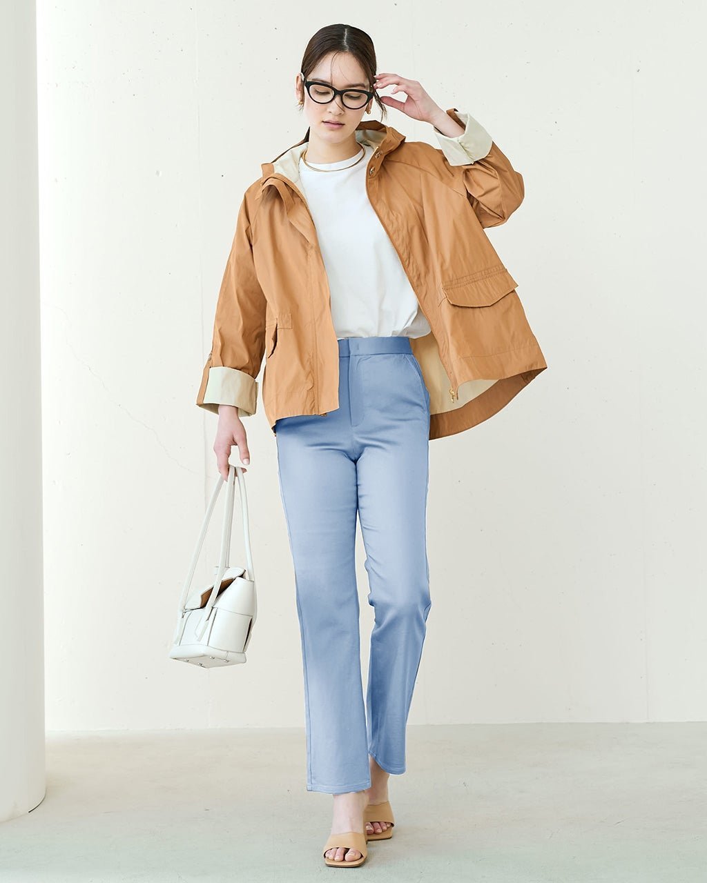 【ドゥクラッセ/DoCLASSE】のミラクルストレッチ・サイド切替ストレート インテリア・キッズ・メンズ・レディースファッション・服の通販 founy(ファニー) 　ファッション　Fashion　レディースファッション　Fashion for Women　パンツ　Pants & Trousers　ストレッチ　Stretch, Stretchy Fabric　ストレート　Straight, Straight Cut　スリム　Slim, Slim Fit　ヨガ　Yoga, Yoga Wear　レギンス　Leggings, Stretch Pants　人気　Popular, Best Seller　ビジネス 仕事 通勤　Business / Work / Commuting　切替　Switching, Contrast Panel　サックス|ID: prp329100004920484 ipo3291000000036914692