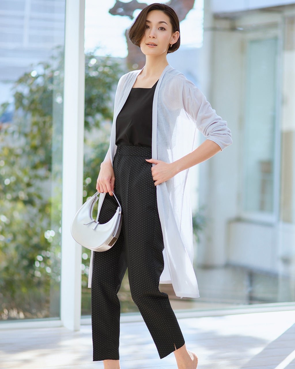 【ドゥクラッセ/DoCLASSE】の小紋柄ジャカード・センタープレスパンツ 人気、トレンドファッション・服の通販 founy(ファニー) 　ファッション　Fashion　レディースファッション　Fashion for Women　パンツ　Pants & Trousers　シンプル　Simple, Minimal　ジャカード／ジャガード　Jacquard, Woven Pattern　センター　Center, Center Line　パターン　Pattern, Design Print　フォルム　Silhouette, Form　プリント　Print, Printed Pattern　エレガント 上品　Elegant　夏　Summer　無地　Plain, Solid Color　 other-1|ID: prp329100004920488 ipo3291000000036914718