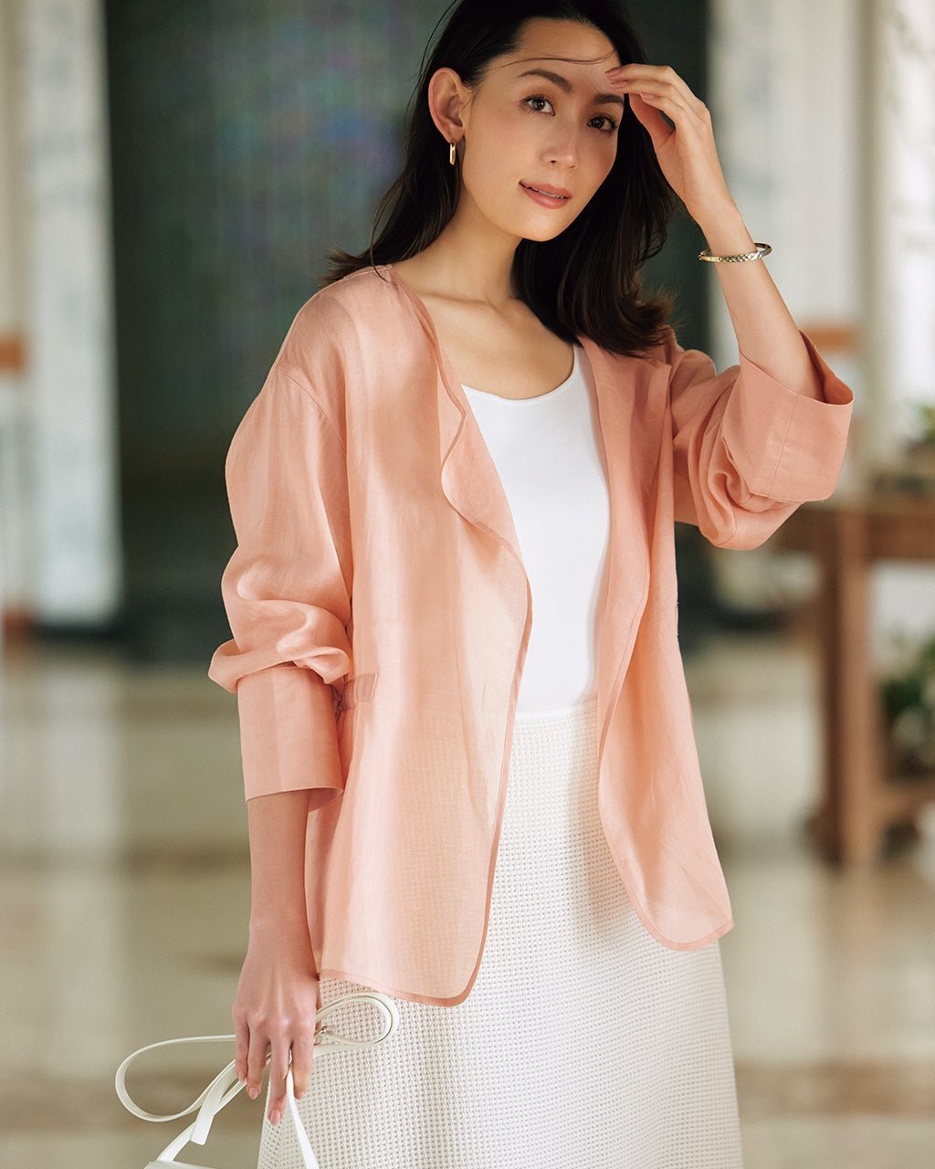 【ドゥクラッセ/DoCLASSE】のシアーラミー・ノーカラージャケット インテリア・キッズ・メンズ・レディースファッション・服の通販 founy(ファニー) 　ファッション　Fashion　レディースファッション　Fashion for Women　アウター　Coat / Outerwear Collection　レディースジャケット・軽アウター　Jackets　ノーカラージャケット / シンプル上品コーデ　Collarless Jackets　ジャケット　Jacket, Outerwear　ドレープ　Drape, Draping Fabric　リボン　Ribbon, Bow　人気　Popular, Best Seller　夏　Summer　秋　Autumn　ピンクベージュ|ID: prp329100004920496 ipo3291000000036914771