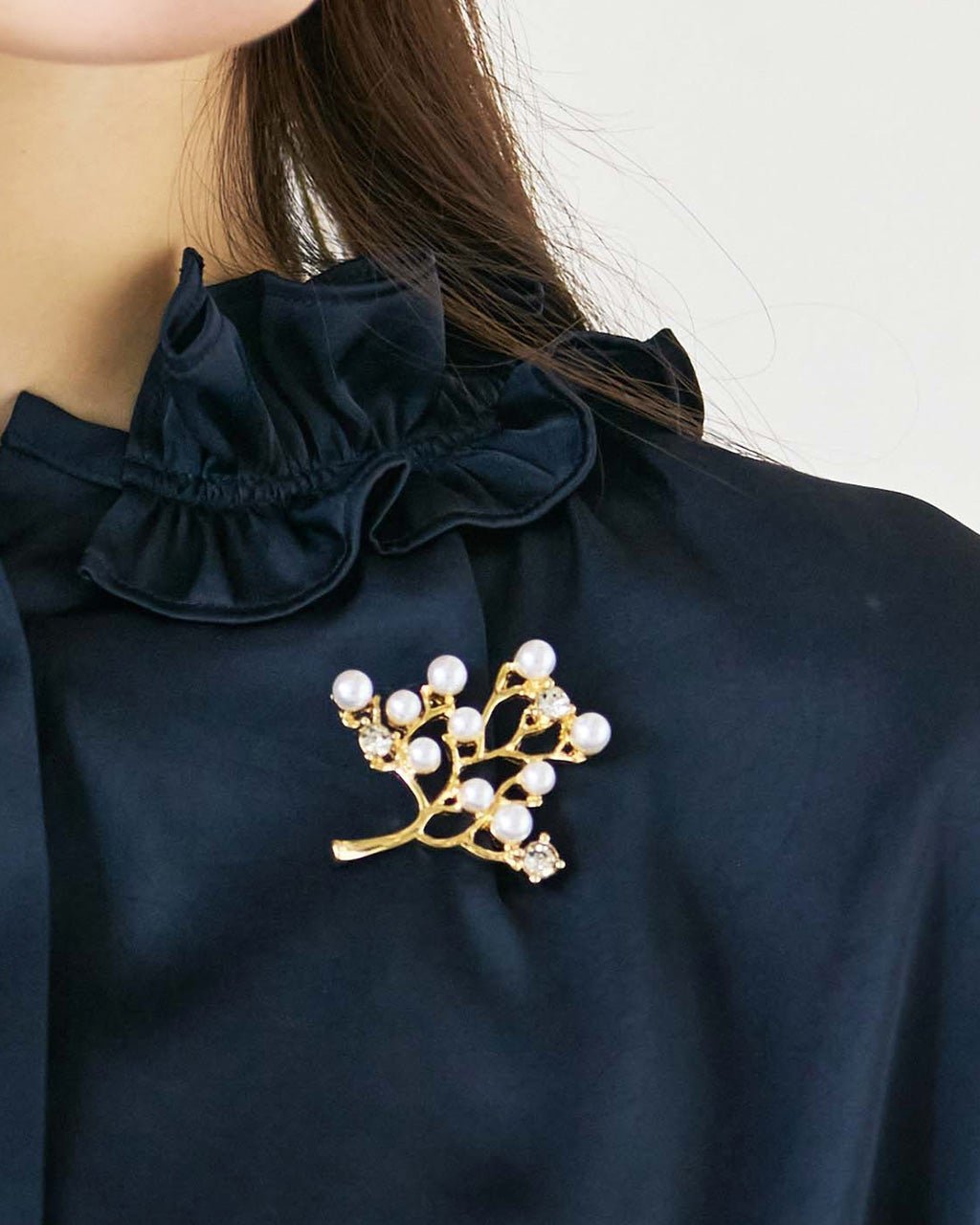 【ドゥクラッセ/DoCLASSE】のパールツリー・ブローチ インテリア・キッズ・メンズ・レディースファッション・服の通販 founy(ファニー) ファッション Fashion レディースファッション Fashion for Women レイングッズ・傘・晴雨兼用傘 Umbrellas & Rain Gear おすすめ Recommended / Our Picks シルバー Silver, Metallic Silver ジャケット Jacket, Outerwear ストール Stole, Wrap ストーン Stone, Gem-Like パール Pearl, Pearl Accent ブローチ Brooch, Pin Brooch 日傘 Parasol, UV Umbrella ゴールド|ID: prp329100004920545 ipo3291000000036915075
