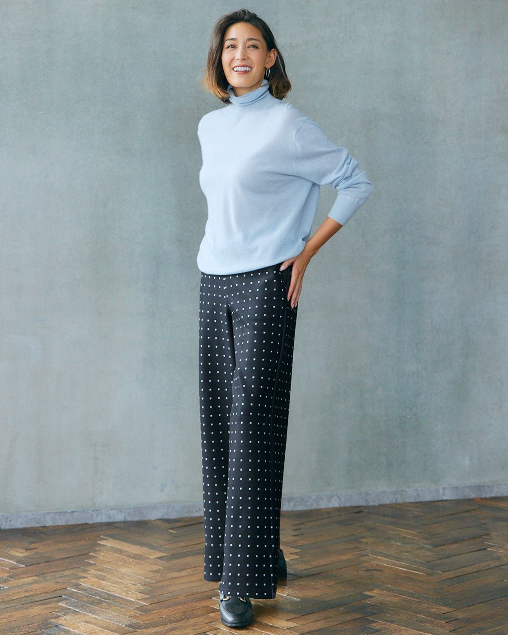 【ドゥクラッセ/DoCLASSE】のプレシャスウォームN・セミワイド74cm インテリア・キッズ・メンズ・レディースファッション・服の通販 founy(ファニー) 　ファッション　Fashion　レディースファッション　Fashion for Women　パンツ　Pants & Trousers　カットソー　Cut and Sewn Top　ジョーゼット　Georgette, Semi-Sheer Fabric　ストレッチ　Stretch, Stretchy Fabric　ストレート　Straight, Straight Cut　スリム　Slim, Slim Fit　定番　Standard, Basic Item　ワイド　Wide, Wide Fit　A/W・秋冬　Autumn/Winter　エレガント 上品　Elegant　ブラックパターン|ID: prp329100004920556 ipo3291000000036915132