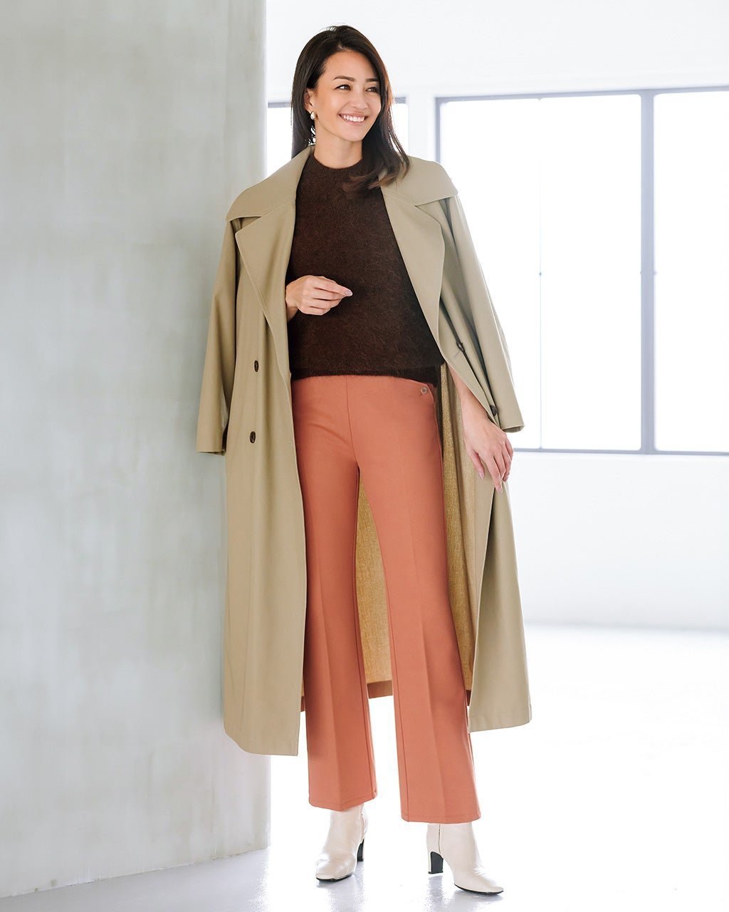 【ドゥクラッセ/DoCLASSE】のプレミアサーモN・ブーツカット 人気、トレンドファッション・服の通販 founy(ファニー) 　ファッション　Fashion　レディースファッション　Fashion for Women　パンツ　Pants & Trousers　ストレッチ　Stretch, Stretchy Fabric　ストレート　Straight, Straight Cut　スリム　Slim, Slim Fit　センター　Center, Center Line　タイツ　Tights, Legwear　人気　Popular, Best Seller　ポケット　Pocket, Pocket Detail　ワイド　Wide, Wide Fit　エレガント 上品　Elegant　 other-1|ID: prp329100004920567 ipo3291000000036915230