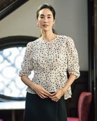 【ドゥクラッセ/DoCLASSE】のドットジャカード・プリントブラウス 人気、トレンドファッション・服の通販 founy(ファニー) ファッション Fashion レディースファッション Fashion for Women トップス・カットソー Cut & Sew Tops シャツ・ブラウス・オフィスカジュアル Elegant Blouses & Button-Ups ギャザー Gathered, Ruffled ジャカード／ジャガード Jacquard, Woven Pattern ドット Polka Dot, Dot Pattern フラップ Flap, Flap Pocket フロント Front, Front Design プリント Print, Printed Pattern thumbnail ベージュ・パターン|ID: prp329100004920574 ipo3291000000036915293