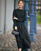 【ドゥクラッセ/DoCLASSE】のタフタ切替・パールボタン付きニットワンピ 人気、トレンドファッション・服の通販 founy(ファニー) ファッション Fashion レディースファッション Fashion for Women ワンピース Dresses ニットワンピース Knit Dresses タフタ Taffeta, Structured Fabric ドッキング Docking, Mixed Material パール Pearl, Pearl Accent フェミニン Feminine, Girly 切替 Switching, Contrast Panel thumbnail ブラック|ID: prp329100004920579 ipo3291000000036915321