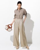 【ドゥクラッセ/DoCLASSE】のシルキーツイル・ギャザーワイドパンツ/71cm 人気、トレンドファッション・服の通販 founy(ファニー) ファッション Fashion レディースファッション Fashion for Women パンツ Pants & Trousers オケージョン Occasion Wear シルク Silk, 100% Silk チェック Check, Plaid, Tartan ベスト Vest, Waistcoat リュクス Luxury, Elegant, High-End, Chic おすすめ Recommended / Our Picks thumbnail グレーベージュ|ID: prp329100004920649 ipo3291000000036915693