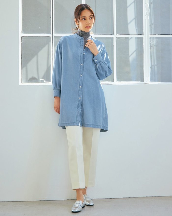 【ドゥクラッセ/DoCLASSE】のドレープデニム・ノーカラーロングシャツ インテリア・キッズ・メンズ・レディースファッション・服の通販 founy(ファウニー) https://founy.com/ ファッション Fashion レディースファッション Fashion for Women トップス・カットソー Cut & Sew Tops シャツ・ブラウス・オフィスカジュアル Elegant Blouses & Button-Ups スリーブ Sleeve, Long Sleeve / Short Sleeve チュニック Tunic, Long Top デニム Denim, Jeans Material フェイス Face, Facial Design フリル Frill, Ruffle ロング Long, Long-Length |ID: prp329100004920669 ipo3291000000036915812