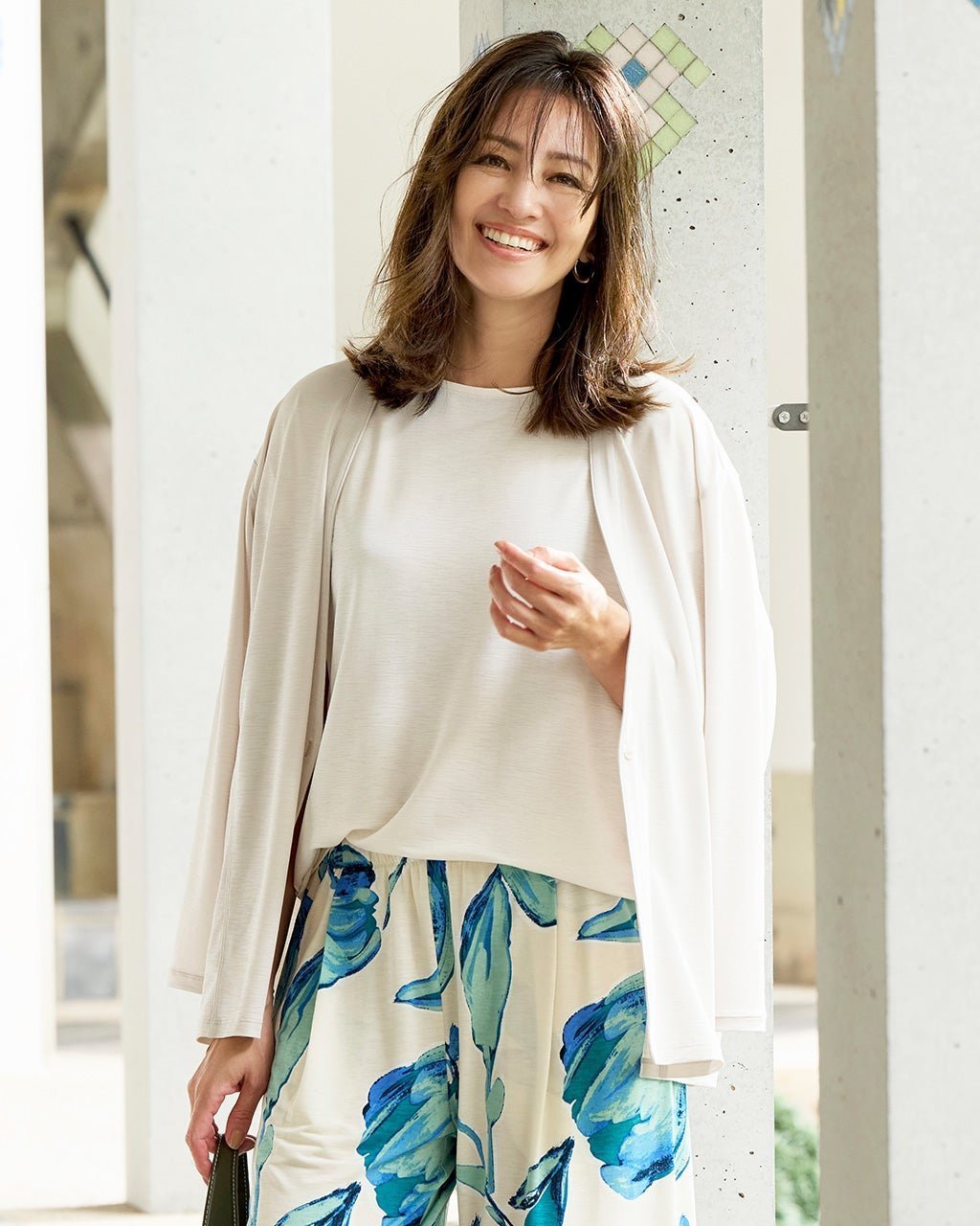 【ドゥクラッセ/DoCLASSE】のUVスラブ・ジェットセッターズ/2点セット インテリア・キッズ・メンズ・レディースファッション・服の通販 founy(ファニー) 　ファッション　Fashion　レディースファッション　Fashion for Women　セットアップ　Matching Sets　セットアップ　Set-Up, Coordinated Outfit　人気　Popular, Best Seller　ニュアンスグレー|ID: prp329100004920683 ipo3291000000036915884