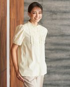 【ドゥクラッセ/DoCLASSE】のソフトスラブ・フロントフリルブラウス 人気、トレンドファッション・服の通販 founy(ファニー) ファッション Fashion レディースファッション Fashion for Women トップス・カットソー Cut & Sew Tops シャツ・ブラウス・オフィスカジュアル Elegant Blouses & Button-Ups おすすめ Recommended / Our Picks ギャザー Gathered, Ruffled フリル Frill, Ruffle フロント Front, Front Design ミックス Mix, Mixed Style 夏 Summer thumbnail オフホワイト|ID: prp329100004920688 ipo3291000000036915928