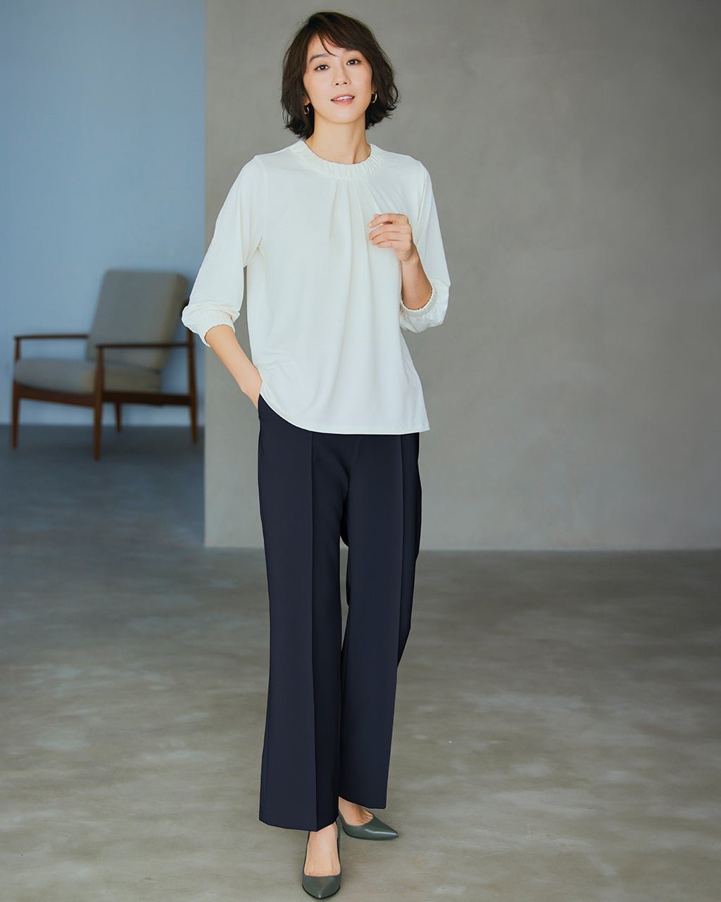 【ドゥクラッセ/DoCLASSE】のメランジWクロス・美脚ストレート/68cm インテリア・キッズ・メンズ・レディースファッション・服の通販 founy(ファニー) 　ファッション　Fashion　レディースファッション　Fashion for Women　パンツ　Pants & Trousers　ストレート　Straight, Straight Cut　メランジ　Melange, Mixed Yarn　ミッドナイトブルー|ID: prp329100004920714 ipo3291000000036916099