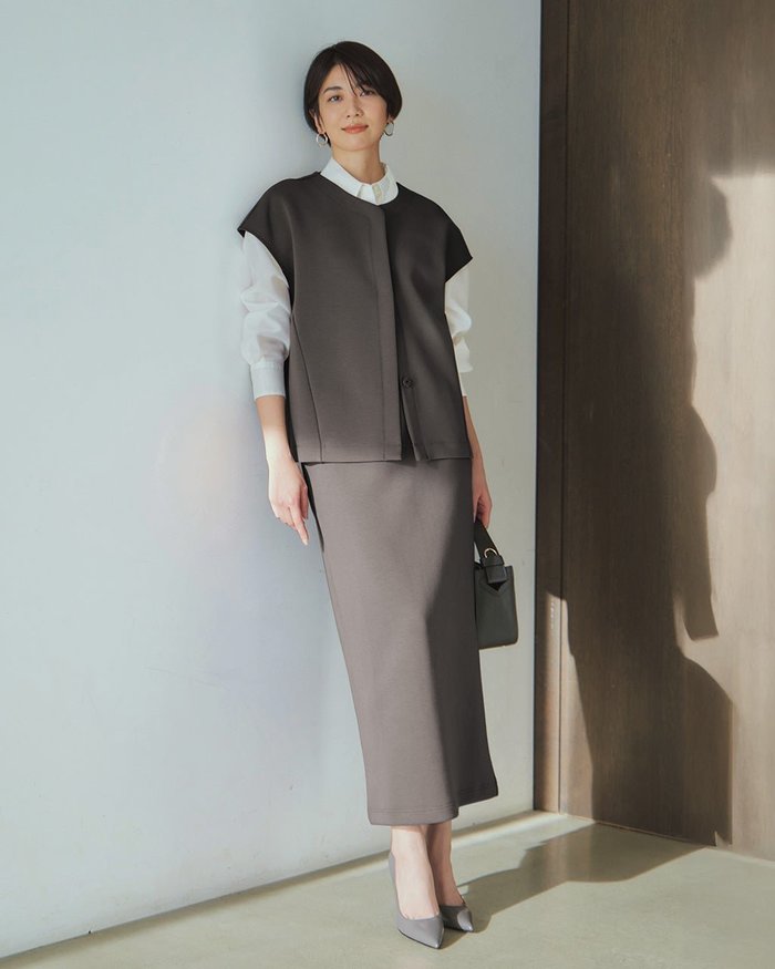 【ドゥクラッセ/DoCLASSE】のダンボールニット・ストレートスカート/長め丈 インテリア・キッズ・メンズ・レディースファッション・服の通販 founy(ファニー) https://founy.com/ ファッション Fashion レディースファッション Fashion for Women セットアップ Matching Sets スカート・ミニ/ミディ/マキシ Skirts / Mini, Midi & Maxi Skirts おすすめ Recommended / Our Picks なめらか Smooth, Silky Texture カットソー Cut and Sewn Top ストレート Straight, Straight Cut スリット Slit, Slit Detail セットアップ Set-Up, Coordinated Outfit |ID: prp329100004920779 ipo3291000000036916451