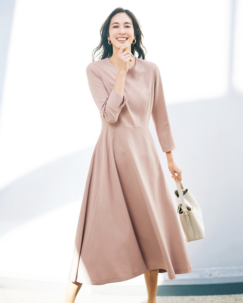 【ドゥクラッセ/DoCLASSE】のスマートツイル・ フィット&フレアワンピース インテリア・キッズ・メンズ・レディースファッション・服の通販 founy(ファニー) 　ファッション　Fashion　レディースファッション　Fashion for Women　ワンピース　Dresses　洗える　Machine Washable　コンパクト　Compact, Small Size　シンプル　Simple, Minimal　ストレッチ　Stretch, Stretchy Fabric　スーツ　Suit, Formalwear　チェック　Check, Plaid, Tartan　パターン　Pattern, Design Print　フィット　Fit, Slim Fit　フレア　Flare, Flared　A/W・秋冬　Autumn/Winter　S/S・春夏　SS, Spring/Summer, Warm Season　夏　Summer　エレガント 上品　Elegant　セレモニー　Ceremony　ビジネス 仕事 通勤　Business / Work / Commuting　ピンクグレージュ|ID: prp329100004920803 ipo3291000000036916614