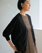 【ドゥクラッセ/DoCLASSE】のライトシアー・Vネックカーディガン ブラック|ID: prp329100004920816 ipo3291000000037235128