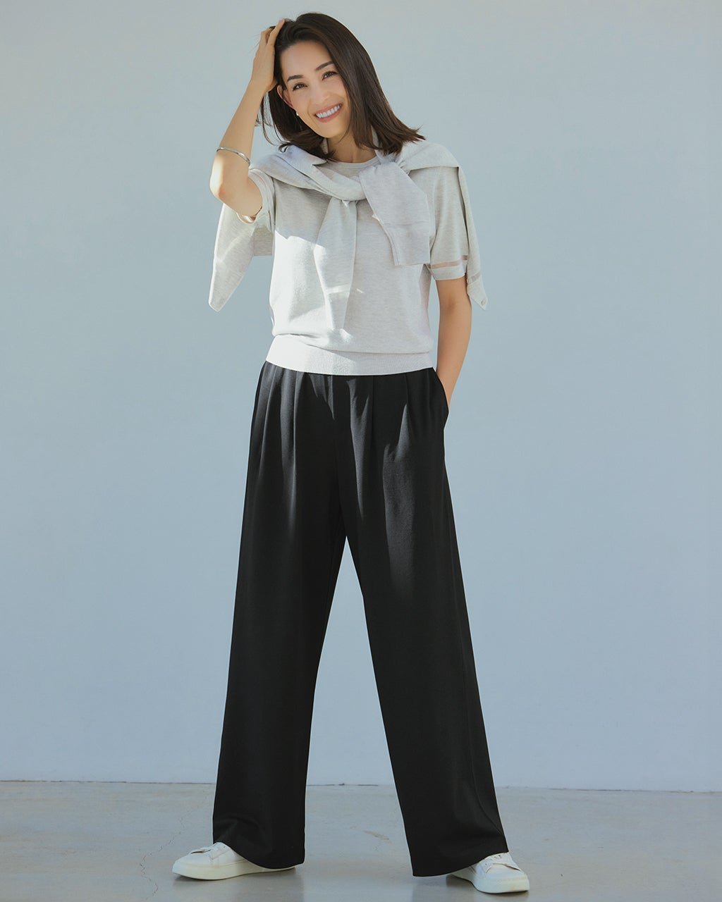 【ドゥクラッセ/DoCLASSE】のシルキーポンチ・タックワイドパンツ インテリア・キッズ・メンズ・レディースファッション・服の通販 founy(ファニー) 　ファッション　Fashion　レディースファッション　Fashion for Women　パンツ　Pants & Trousers　なめらか　Smooth, Silky Texture　ダブル　Double, Double-Breasted　トレンド　Trend, Trending Now　ロング　Long, Long-Length　夏　Summer　春　Spring　S/S・春夏　SS, Spring/Summer, Warm Season　ブラック|ID: prp329100004920819 ipo3291000000036916700