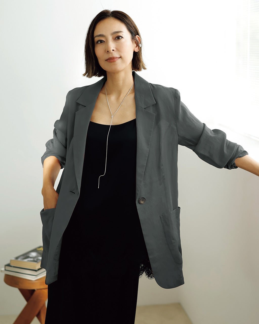 【ドゥクラッセ/DoCLASSE】のシアーラミー・シングルオーバージャケット インテリア・キッズ・メンズ・レディースファッション・服の通販 founy(ファニー) 　ファッション　Fashion　レディースファッション　Fashion for Women　アウター　Coat / Outerwear Collection　レディースジャケット・軽アウター　Jackets　ジャケット　Jacket, Outerwear　ドレープ　Drape, Draping Fabric　フロント　Front, Front Design　人気　Popular, Best Seller　秋　Autumn　オリーブ|ID: prp329100004920847 ipo3291000000036916909