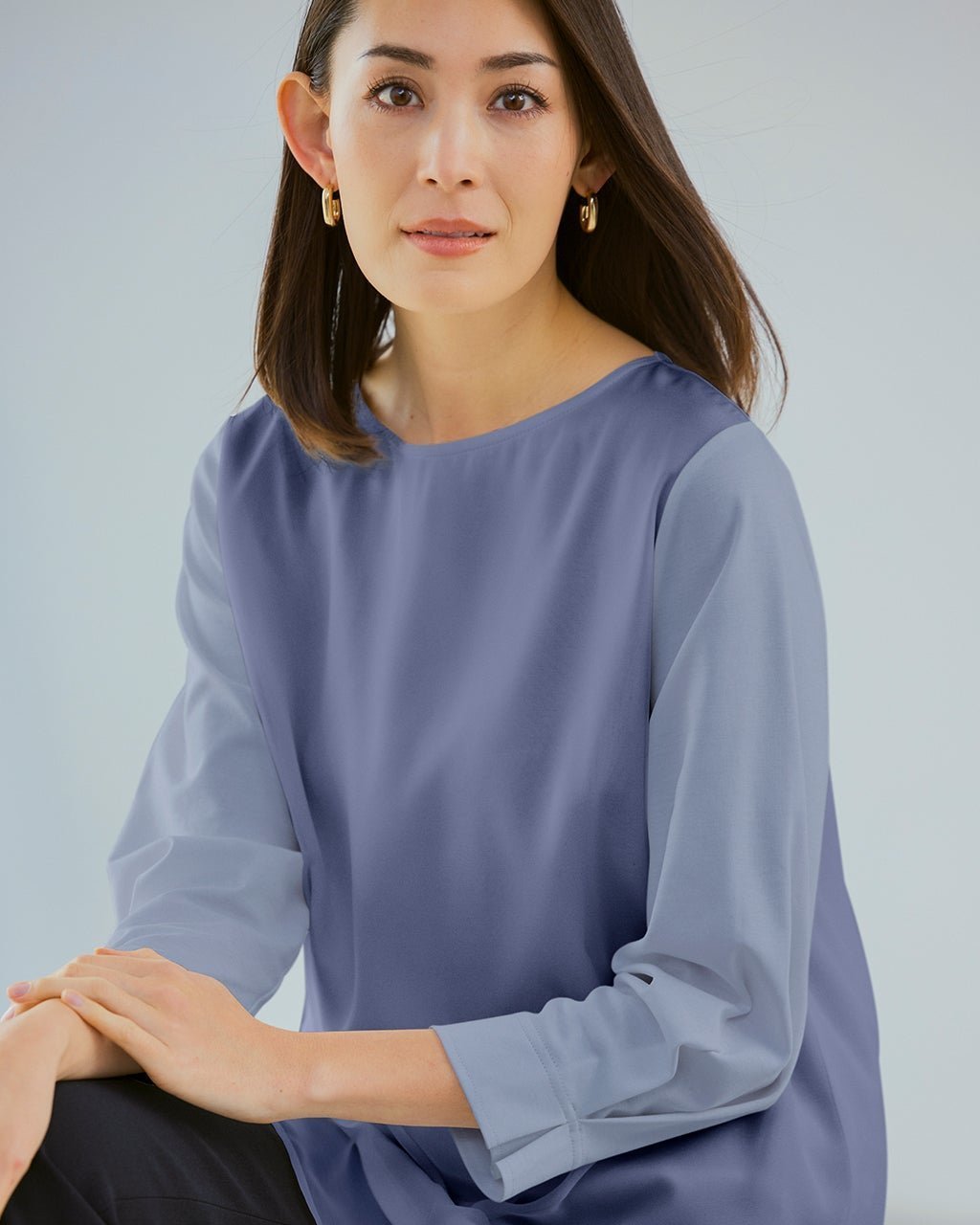 【ドゥクラッセ/DoCLASSE】の超長綿・異素材レイヤードブラウス インテリア・キッズ・メンズ・レディースファッション・服の通販 founy(ファニー) 　ファッション　Fashion　レディースファッション　Fashion for Women　トップス・カットソー　Cut & Sew Tops　シャツ・ブラウス・オフィスカジュアル　Elegant Blouses & Button-Ups　ロングTシャツ・Tシャツ　Longline T-Shirts & Tees　カットソー・ベーシックTシャツ　Cut-and-Sewn Tops / Stretch Tees & Basics　カットソー　Cut and Sewn Top　シフォン　Chiffon, Lightweight Fabric　チェック　Check, Plaid, Tartan　プレミアム　Premium, High-End　ダークブルーグレー|ID: prp329100004920866 ipo3291000000036917060