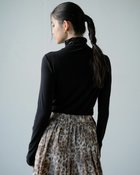 【ドゥクラッセ/DoCLASSE】のカシミヤシルク混・タートルネック ブラック|ID: prp329100004920896 ipo3291000000037245773