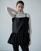 【ドゥクラッセ/DoCLASSE】のシルキーダブルフェイス・バルーンペプラムキャミ ブラック|ID:prp329100004920941