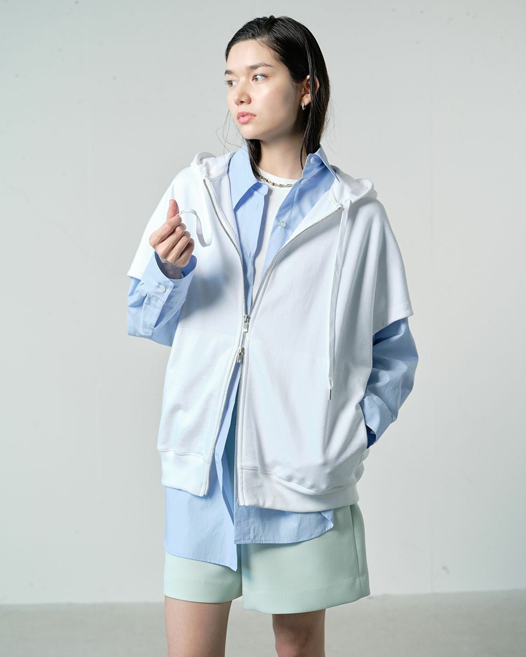 【ドゥクラッセ/DoCLASSE】のプレミアム裏毛・ハーフ袖フーディ 人気、トレンドファッション・服の通販 founy(ファニー) 　ファッション　Fashion　レディースファッション　Fashion for Women　トップス・カットソー　Cut & Sew Tops　カットソー・ベーシックTシャツ　Cut-and-Sewn Tops / Stretch Tees & Basics　カットソー　Cut and Sewn Top　スポーツ　Sports, Activewear　スリーブ　Sleeve, Long Sleeve / Short Sleeve　ハーフ　Half, Half-Length　フェミニン　Feminine, Girly　フォルム　Silhouette, Form　プレミアム　Premium, High-End　 other-1|ID: prp329100004920966 ipo3291000000036917570