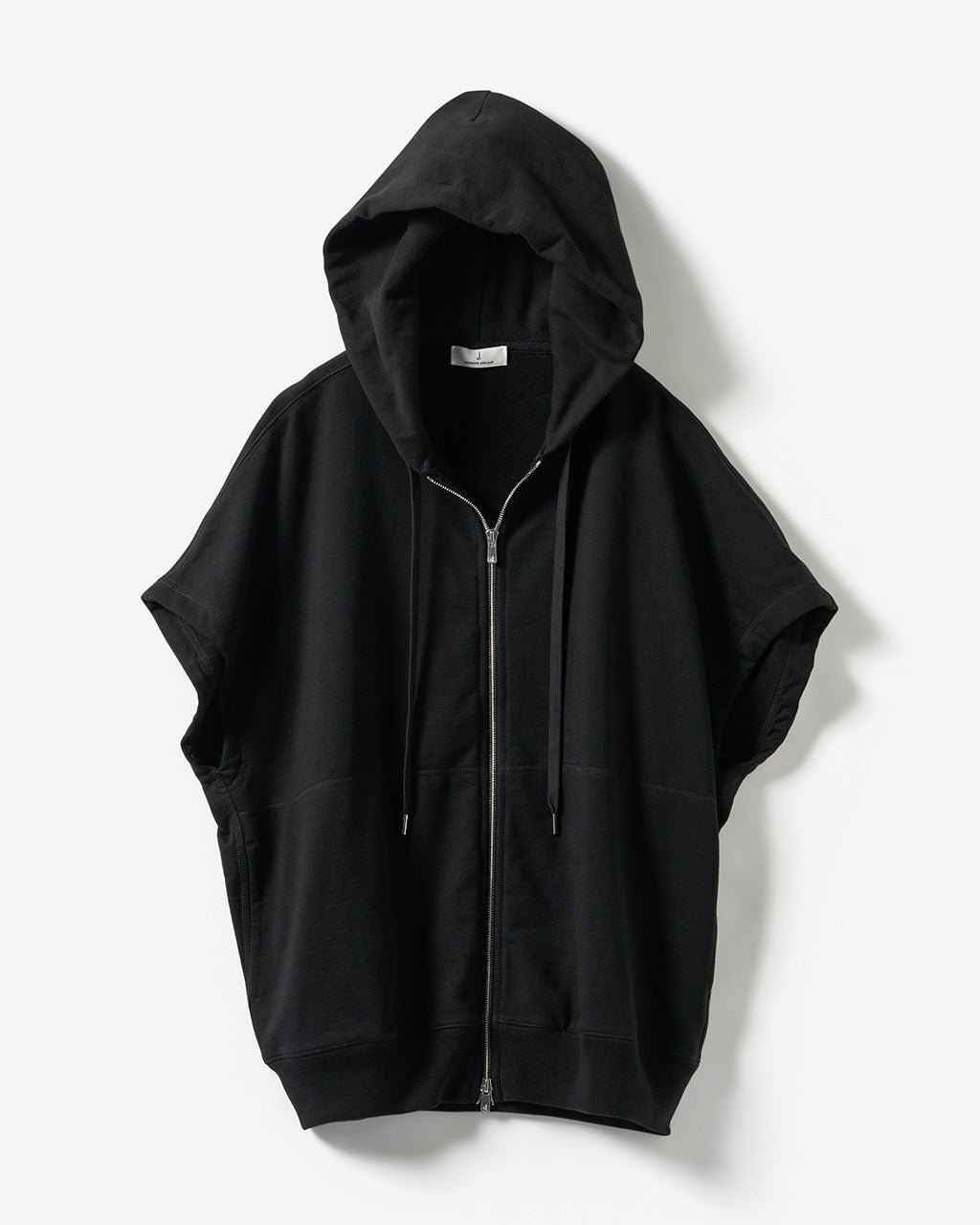 【ドゥクラッセ/DoCLASSE】のプレミアム裏毛・ハーフ袖フーディ インテリア・キッズ・メンズ・レディースファッション・服の通販 founy(ファニー) 　ファッション　Fashion　レディースファッション　Fashion for Women　トップス・カットソー　Cut & Sew Tops　カットソー・ベーシックTシャツ　Cut-and-Sewn Tops / Stretch Tees & Basics　カットソー　Cut and Sewn Top　スポーツ　Sports, Activewear　スリーブ　Sleeve, Long Sleeve / Short Sleeve　ハーフ　Half, Half-Length　フェミニン　Feminine, Girly　フォルム　Silhouette, Form　プレミアム　Premium, High-End　ブラック|ID: prp329100004920966 ipo3291000000036917575