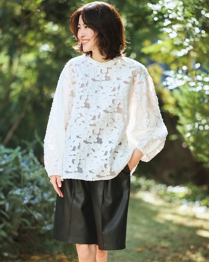 【ドゥクラッセ/DoCLASSE】のカットジャカード・プルオーバーブラウス インテリア・キッズ・メンズ・レディースファッション・服の通販 founy(ファニー) https://founy.com/ ファッション Fashion レディースファッション Fashion for Women トップス・カットソー Cut & Sew Tops シャツ・ブラウス・オフィスカジュアル Elegant Blouses & Button-Ups カジュアルプルオーバー・ニットトップス Pullovers & Knit Tops / Casual Pullovers ジャカード／ジャガード Jacquard, Woven Pattern フォルム Silhouette, Form レース Lace, Lace Fabric |ID: prp329100004925758 ipo3291000000037093971