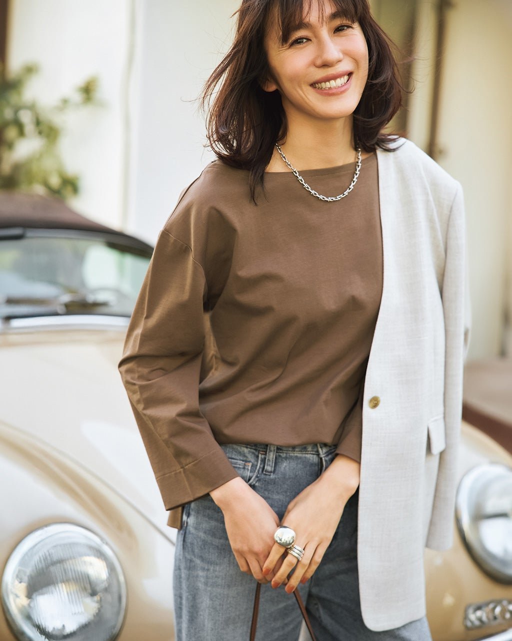 【ドゥクラッセ/DoCLASSE】の高密度シルコットン・ボートネックT/長め丈 人気、トレンドファッション・服の通販 founy(ファニー) 　ファッション　Fashion　レディースファッション　Fashion for Women　トップス・カットソー　Cut & Sew Tops　シャツ・ブラウス・オフィスカジュアル　Elegant Blouses & Button-Ups　ロングTシャツ・Tシャツ　Longline T-Shirts & Tees　カットソー・ベーシックTシャツ　Cut-and-Sewn Tops / Stretch Tees & Basics　なめらか　Smooth, Silky Texture　カットソー　Cut and Sewn Top　シルケット　Silket, Silky Cotton　フォルム　Silhouette, Form　 other-1|ID: prp329100004925867 ipo3291000000036963016